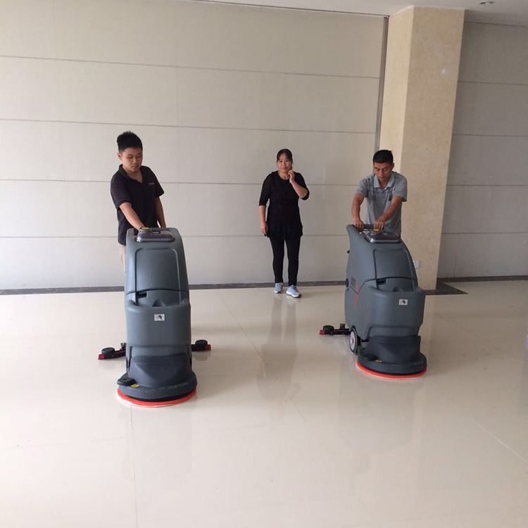 &#19975;&#35937;&#22478;&#20307;&#32946;&#45;&#19975;&#35937;&#22478;&#65288;&#20013;&#22269;&#65289;&#20844;&#21496;